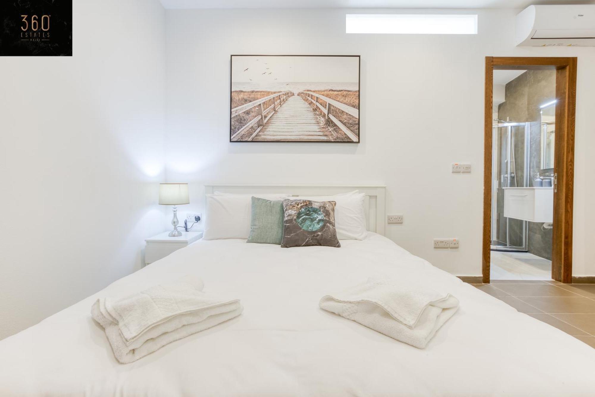Gzira'S Seashore Stayaway Close To Manuel Island Exterior foto